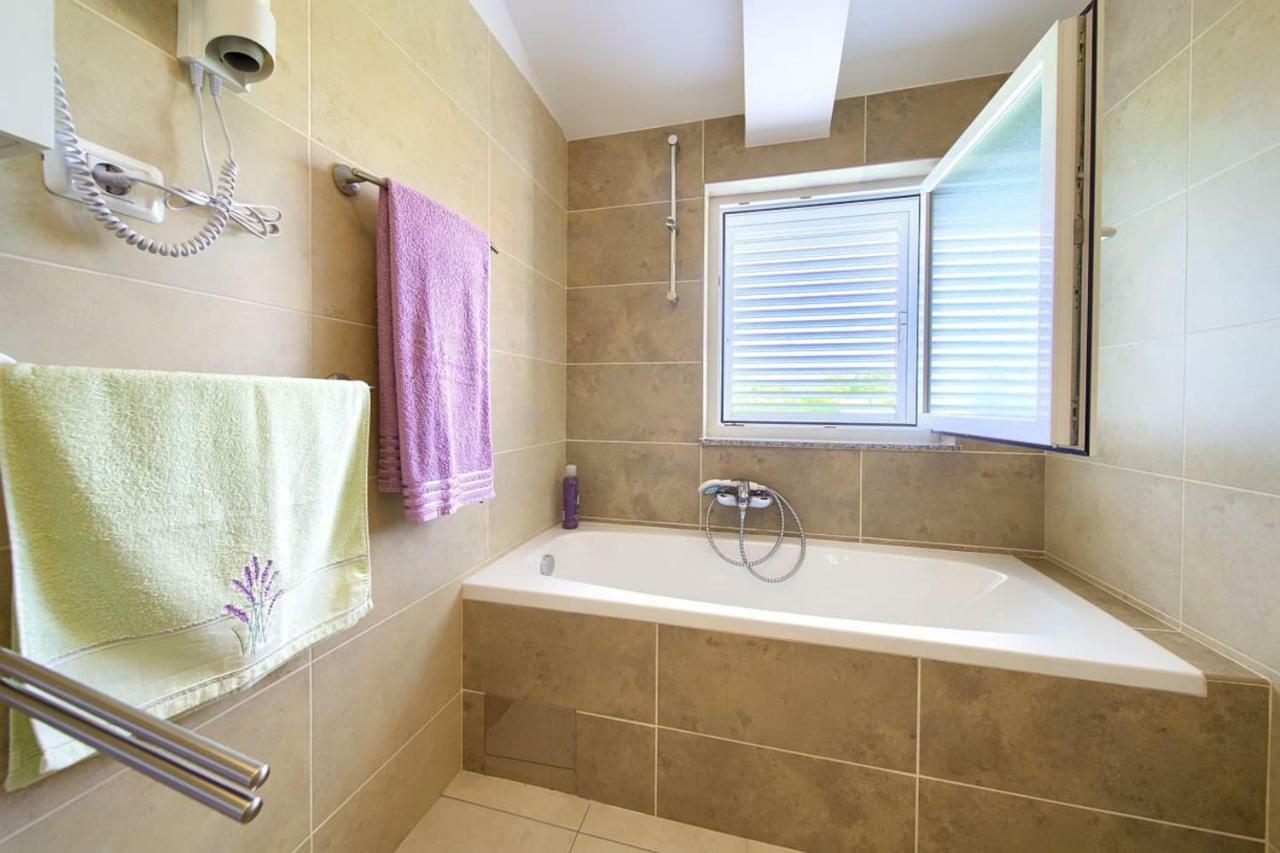 Apartment Sabina Soline โซลิเน ภายนอก รูปภาพ